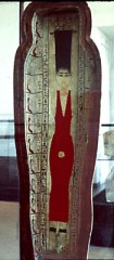 Coffin of Khenstefnakht from the Late Period. Inside the cover, the goddess Nut with her hair standing up. She swallows the evening sun and gives birth the morning sun. Musée Royaux d'Art et d'Histoire (Brussels). Photo: www.vroma.org